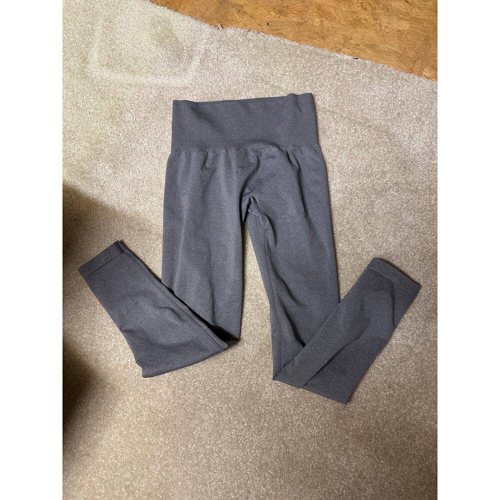 NVGTN High-Waist Active Leggings in Dark Gray - Picture 2 of 3